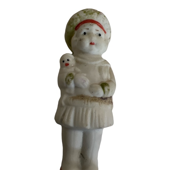 1930’s Porcelain Bisque Figurine of Little Girl Holding Doll, Made in Japan - Picture 2 of 4